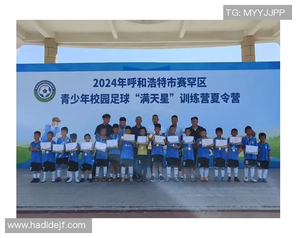 足球蹲墙技巧解析与训练方法提升你的球技与场上表现